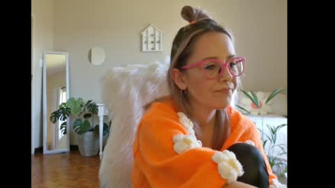 Lynn online show from 3, 2, 2025