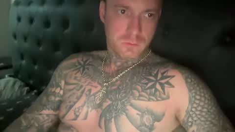 Snapshot of platinum_338 chatting on 12, 9, 2025 platinum_338 online show from 12, 9, 2025