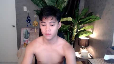 Snapshot of playful_kenzo chatting on 14, 12, 2024 Kenzo online show from 14, 12, 2024