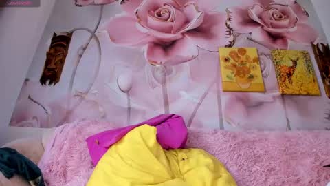 i am Kat   online show from 5, 3, 2025