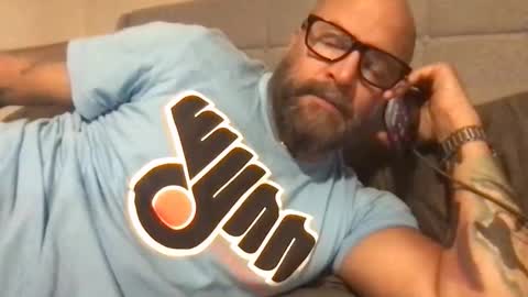 Snapshot of pleasesitonmycock chatting on 15, 4, 2026 PleaseSitOnMyCock online show from 15, 4, 2026