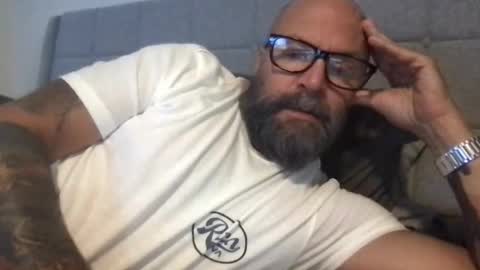 Snapshot of pleasesitonmycock chatting on 29, 4, 2026 PleaseSitOnMyCock online show from 29, 4, 2026