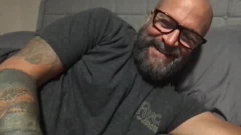 Snapshot of pleasesitonmycock chatting on 15, 5, 2026 PleaseSitOnMyCock online show from 15, 5, 2026