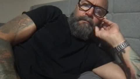 Snapshot of pleasesitonmycock chatting on 6, 6, 2026 PleaseSitOnMyCock online show from 6, 6, 2026