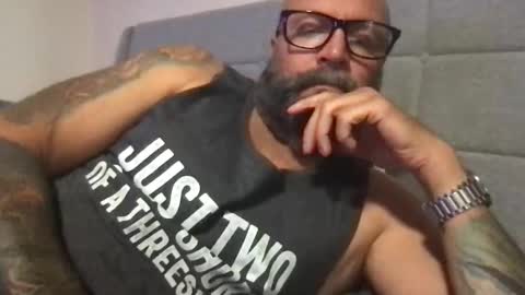 Snapshot of pleasesitonmycock chatting on 9, 6, 2026 PleaseSitOnMyCock online show from 9, 6, 2026