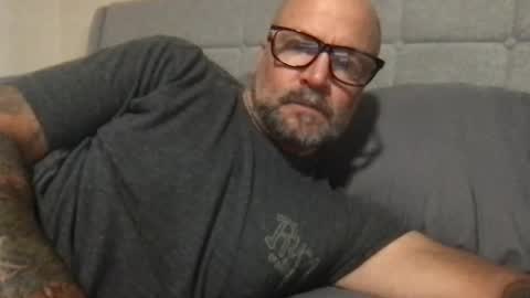 Snapshot of pleasesitonmycock chatting on 17, 6, 2026 PleaseSitOnMyCock online show from 17, 6, 2026