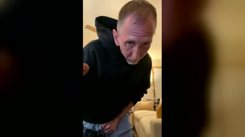 Snapshot of pleasure4us80 chatting on 31, 3, 2026 pleasure4us80 online show from 31, 3, 2026