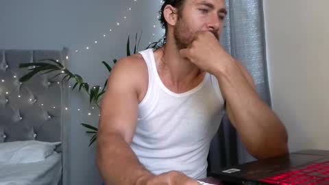 pleasure online show from 23, 11, 2025