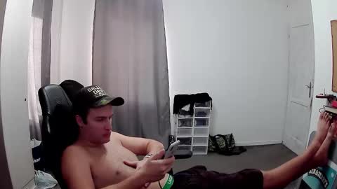 Snapshot of plkrisztian chatting on 13, 10, 2025 plkrisztian online show from 13, 10, 2025