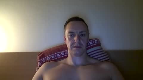 Snapshot of ploki2000 chatting on 2, 1, 2025 Kevin online show from 2, 1, 2025