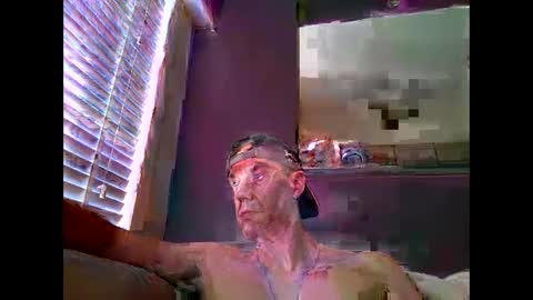 Snapshot of ploki2000 chatting on 2, 2, 2025 Kevin online show from 2, 2, 2025