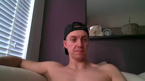 Snapshot of ploki2000 chatting on 2, 3, 2025 Kevin online show from 2, 3, 2025