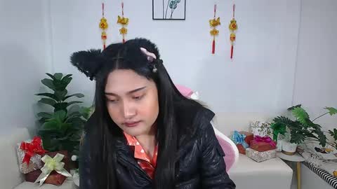 Ploysai online show from 30, 1, 2025