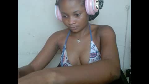 plumnjuicyx online show from 28, 2, 2025