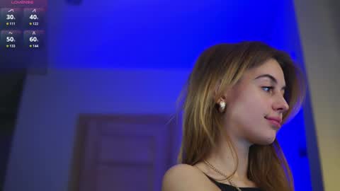 Snapshot of plump_bums chatting on 3, 10, 2025 Ari online show from 3, 10, 2025