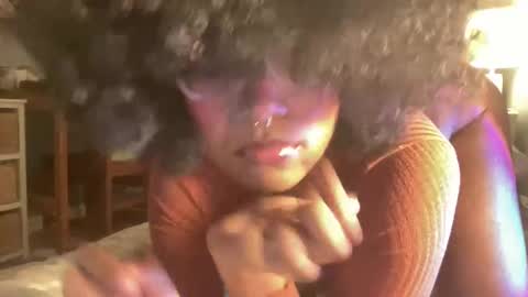 Snapshot of plushicore chatting on 26, 10, 2025 stariette online show from 26, 10, 2025