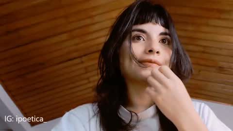 Snapshot of poeeticaa_ chatting on 17, 12, 2024 IG ipoetica online show from 17, 12, 2024