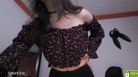 Snapshot of poeeticaa_ chatting on 2, 3, 2026 IG ipoetica online show from 2, 3, 2026