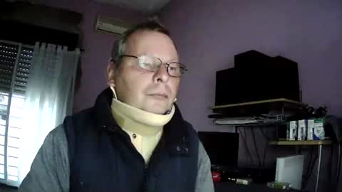Snapshot of pol22010 chatting on 13, 6, 2026 Polako online show from 13, 6, 2026