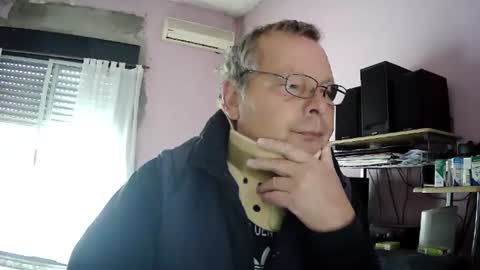 Snapshot of pol22010 chatting on 21, 6, 2026 Polako online show from 21, 6, 2026