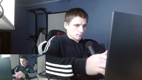 Poliglotjoe2 online show from 1, 2, 2026