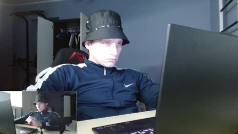 Poliglotjoe2 online show from 5, 2, 2026