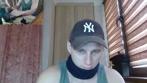 Snapshot of poliglotjoe2 chatting on 21, 3, 2026 Poliglotjoe2 online show from 21, 3, 2026