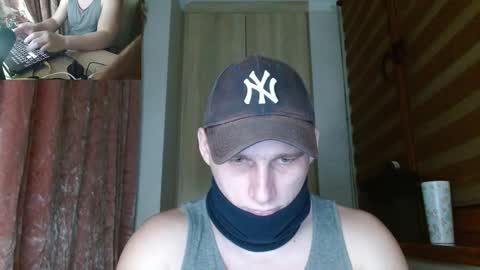 Snapshot of poliglotjoe2 chatting on 22, 3, 2026 Poliglotjoe2 online show from 22, 3, 2026