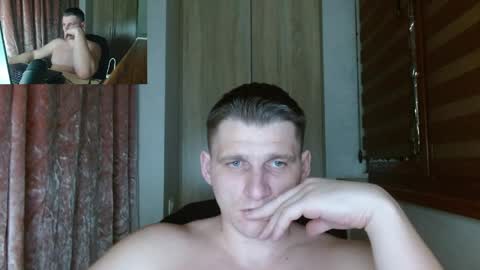 Snapshot of poliglotjoe2 chatting on 8, 4, 2026 Poliglotjoe2 online show from 8, 4, 2026