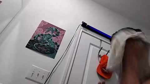 pollardj906 online show from 9, 2, 2025