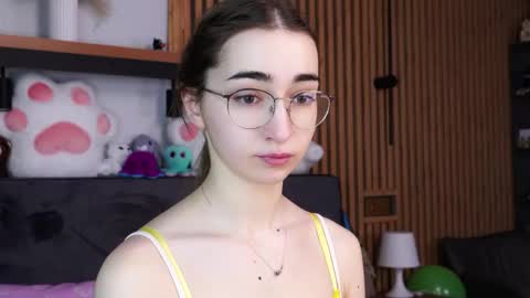 Polly online show from 2, 2, 2026