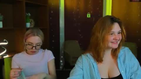 polly_cute1 online show from 16, 3, 2026