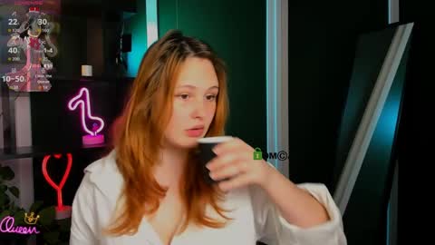 Snapshot of polly_cute1 chatting on 22, 4, 2026 polly_cute1 online show from 22, 4, 2026