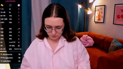 Polly online show from 22, 7, 2026
