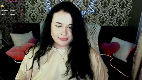 Polly online show from 2, 4, 2026