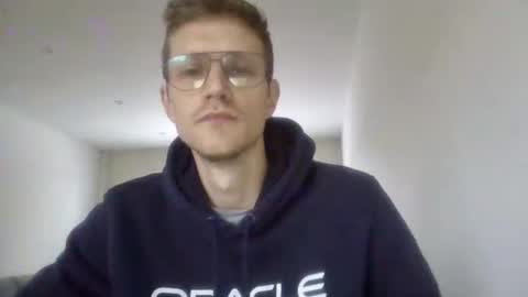 polsenos online show from 17, 9, 2025