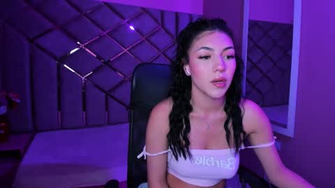 poly sasha  online show from 11, 1, 2026