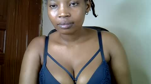 pookie245909 online show from 15, 6, 2026