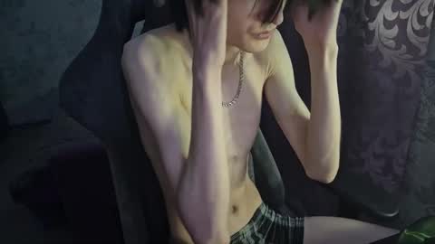 popoul_couple online show from 4, 4, 2026