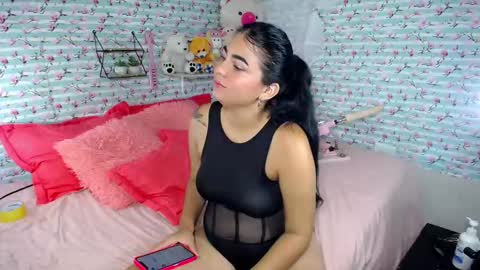 NICKKYMARTIN online show from 26, 2, 2025