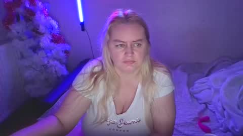 Snapshot of pornbusty chatting on 10, 1, 2025 MelissOfficial online show from 10, 1, 2025