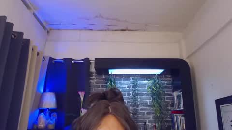 DivaGray online show from 4, 3, 2025