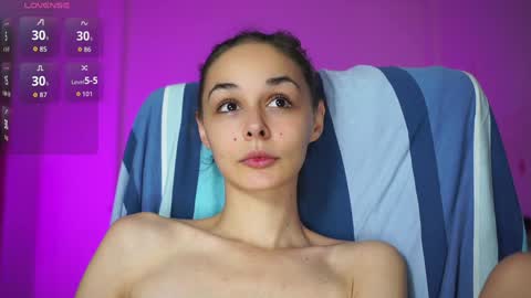    online show from 17, 12, 2025