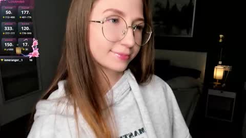 Snapshot of portia_bubbles chatting on 16, 10, 2025 Elizabeth online show from 16, 10, 2025