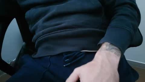 porw23 online show from 17, 10, 2025