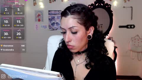 Snapshot of posigore chatting on 2, 12, 2024 Anna Goth independient model online show from 2, 12, 2024