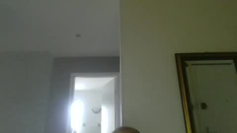Snapshot of pourquoi_toi chatting on 20, 10, 2025 pourquoi_toi online show from 20, 10, 2025