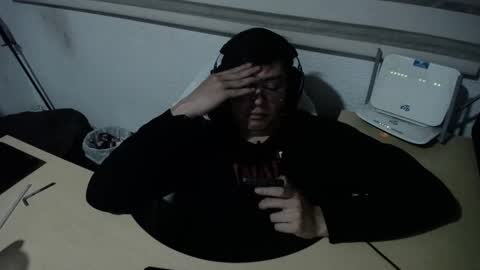 powerfulzeus2 online show from 7, 1, 2026