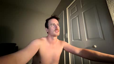 Snapshot of pphoto_95 chatting on 24, 2, 2026 Redd online show from 24, 2, 2026