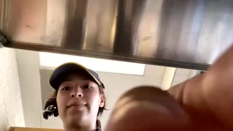 Snapshot of pr3ttynperla chatting on 16, 9, 2025 pr3ttynperla online show from 16, 9, 2025